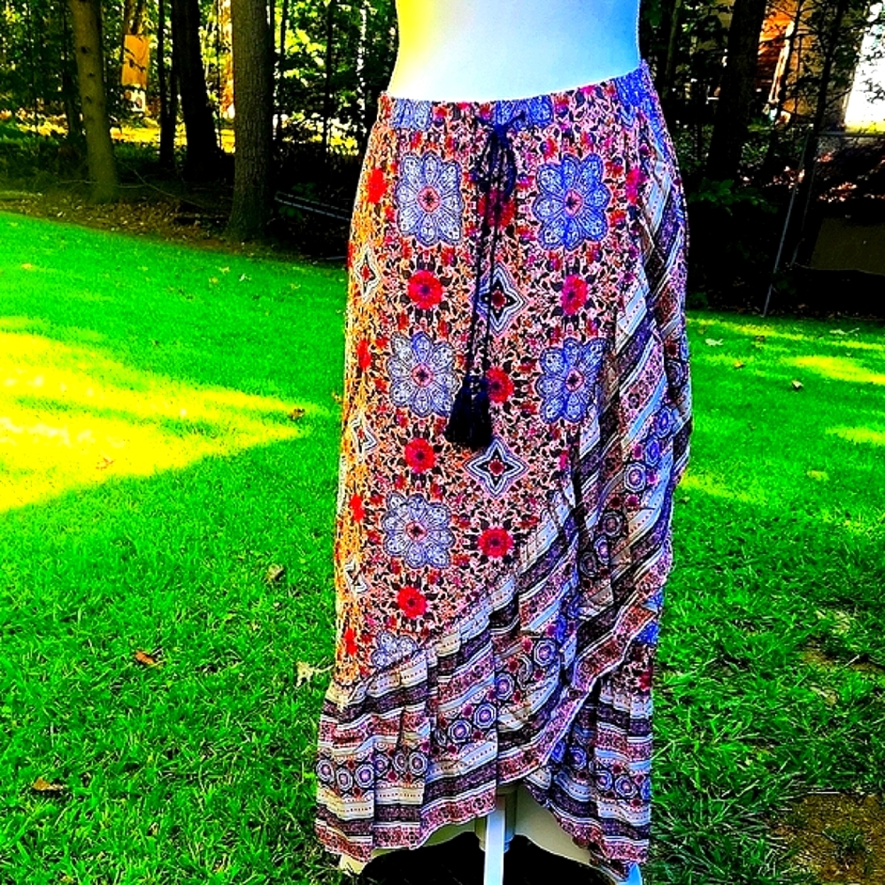 Vintage Y2K Floral Cottagecore Boho Tiered Flowy Fantasy Fairycore Maxi Skirt